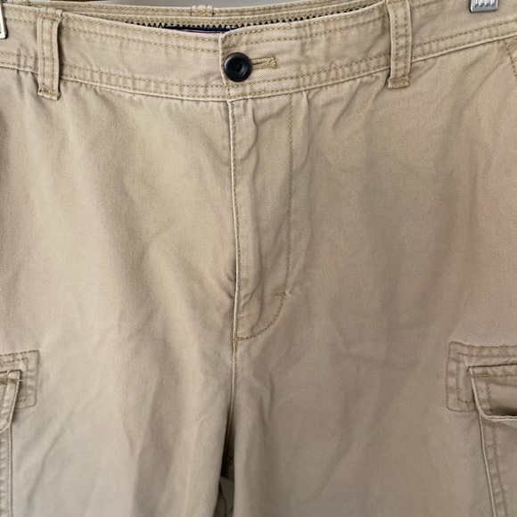 IZOD Cargo Shorts - Picture 3 of 7